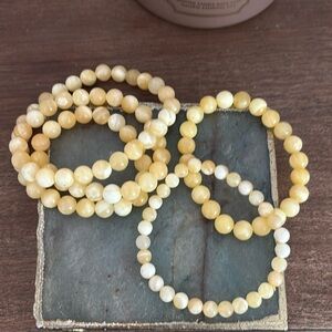 Beautiful yellow beads bracelets